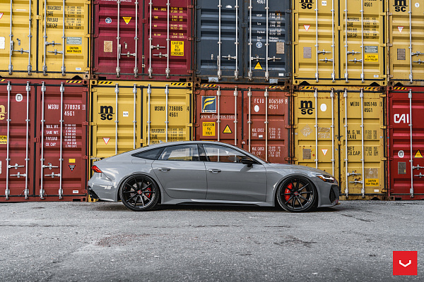 Фото дисков Vossen HF-3 Черный глянец на Audi A/RS 7 (4K)