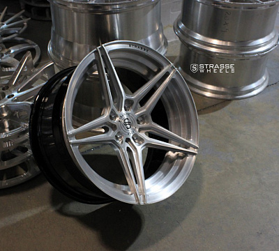 Strasse Wheels SV2 Deep Concave Duoblock