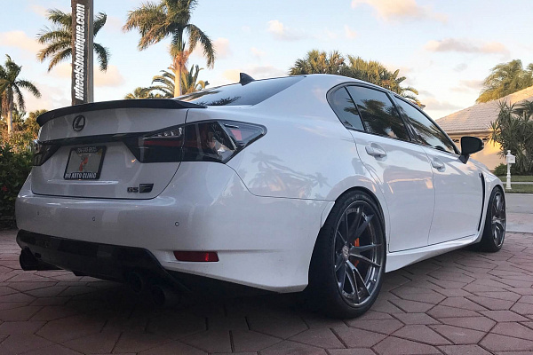 Фото дисков HRE S101 Глянцевый темный лак на Lexus GS IV