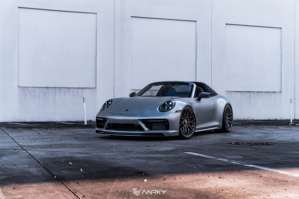 Фото дисков Anrky AN10 Глянцевый лак на Porsche 911 VIII