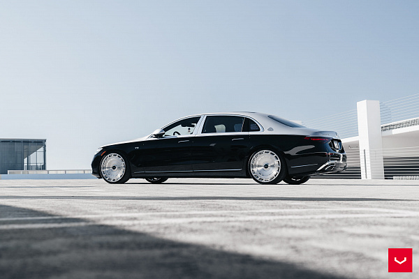 Фото дисков Vossen LC3-11T Глянцевый лак на Mercedes-Benz S-Class (W223)
