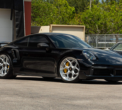 Фото дисков HRE S111SC на Porsche 911 VIII