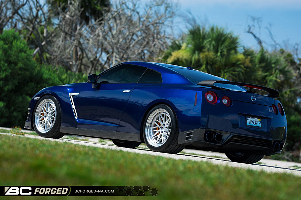 Фото дисков BC Forged LE81 // MLE81 Глянцевый лак на Nissan GT-R