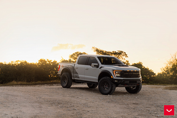 Фото дисков Vossen HFX-1 (6-Lug) Черный сатин на Ford F-150 XIV