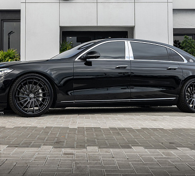 Фото дисков Strasse Wheels SV15T Deep Concave FS на Mercedes-Benz S-Class (W223)