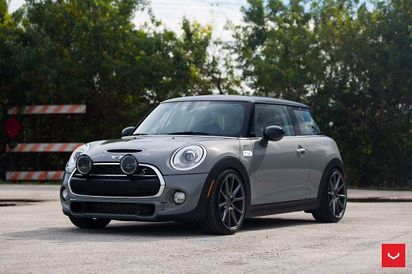 Фото дисков Vossen VFS-1 Сатиновый графит на MINI Cooper III
