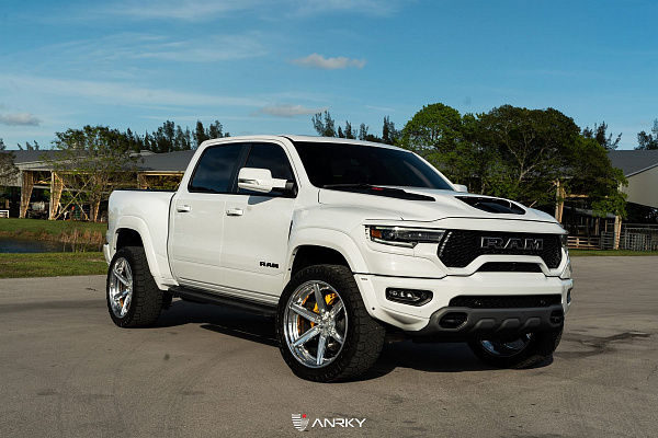 Фото дисков Anrky AN36-S Полированный лак на Ram 1500 V