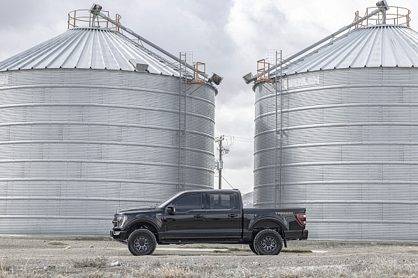Фото дисков Black Rhino CALICO Сатиновый графит на Ford F-150 XIV