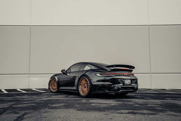 Фото дисков Brixton Forged HS1 Сатиновая медь на Porsche 911 VIII