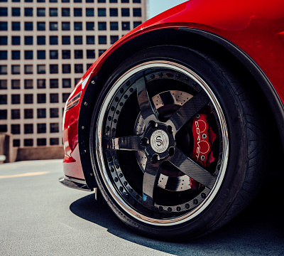 Фото дисков Strasse Wheels S5 Signature на Chevrolet Corvette C6
