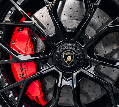 Фото дисков Brixton Forged PF10 на Lamborghini Aventador