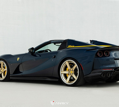 Фото дисков Anrky AN35 на Ferrari 812