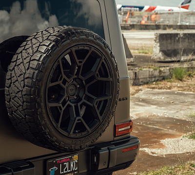 Фото дисков Vossen UV-4 на Mercedes-Benz G-Class III