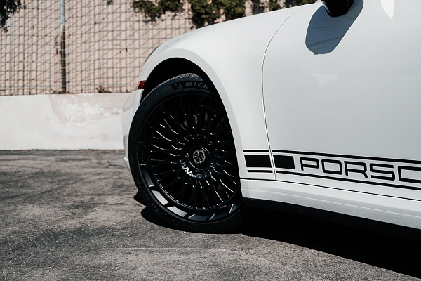 Фото дисков Brixton Forged TR20 AERO1 Черный сатин на Porsche 911 VIII