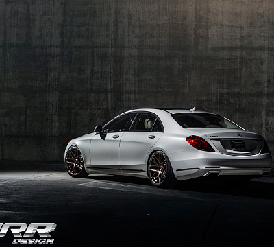 Фото дисков MRR FS01 на Mercedes-Benz S-Class (W222, C217)