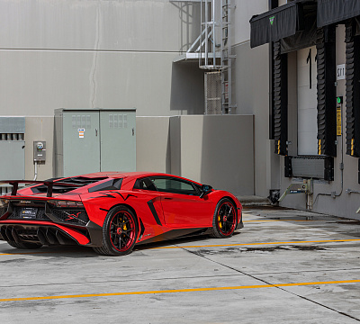 Фото дисков Strasse Wheels SM5R Deep Concave FS на Lamborghini Aventador
