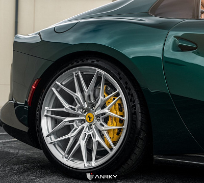 Фото дисков Anrky S1-X1 на Ferrari 812