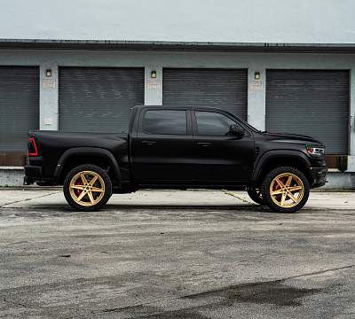 Фото дисков Anrky AN36-S на Ram 1500 V