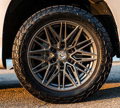 Фото дисков Vossen HF6-5 на Lexus GX II