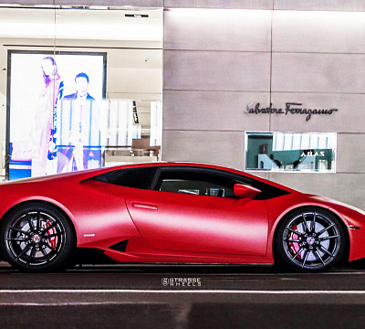 Фото дисков Strasse Wheels SV1 Deep Concave Monoblock на Lamborghini Huracan