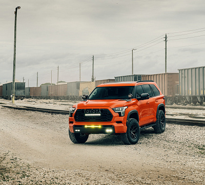 Фото дисков Vossen HF6-4 на Toyota Sequoia III