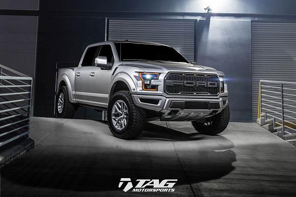 Фото дисков HRE P161 Глянцевый тонированный лак на Ford F-150 XIII