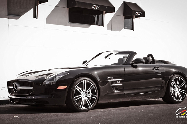 Фото дисков CEC C883 Сатиновый лак на Mercedes-Benz SLS AMG