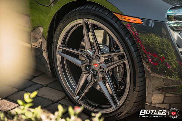 Фото дисков Vossen EVO-1 Глянцевый темный лак на Porsche Taycan I
