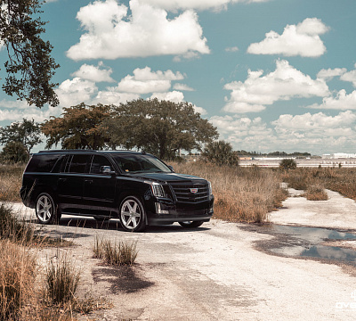 Фото дисков Vossen HF6-2 на Cadillac Escalade IV