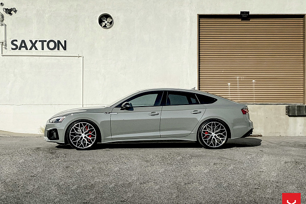 Фото дисков Vossen HF-2 Алмазная проточка на Audi A/S/RS 5 (F5)