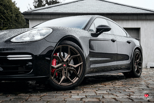 Фото дисков Vossen EVO-3 Сатиновая бронза на Porsche Panamera II