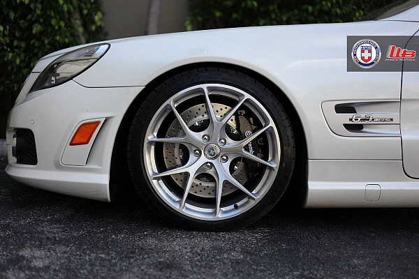Mercedes-Benz SL63 AMG