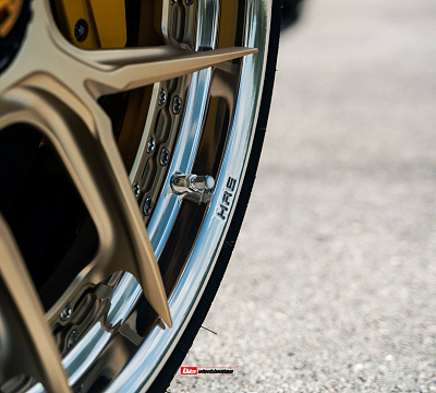Фото дисков HRE S101SC на Porsche 911 VIII