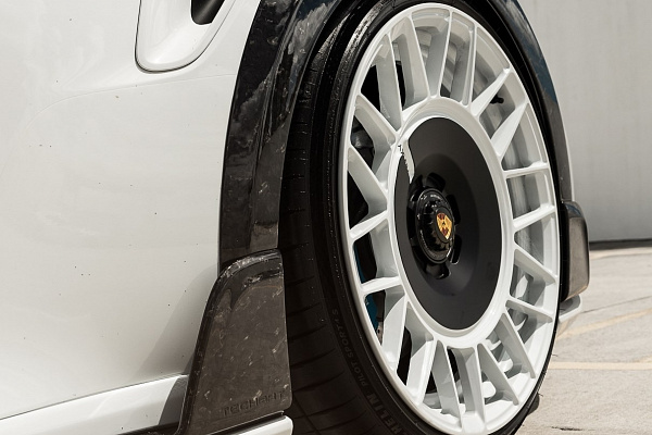 Фото дисков Anrky AN20 Aerosport Белый глянец на Porsche 911 VIII
