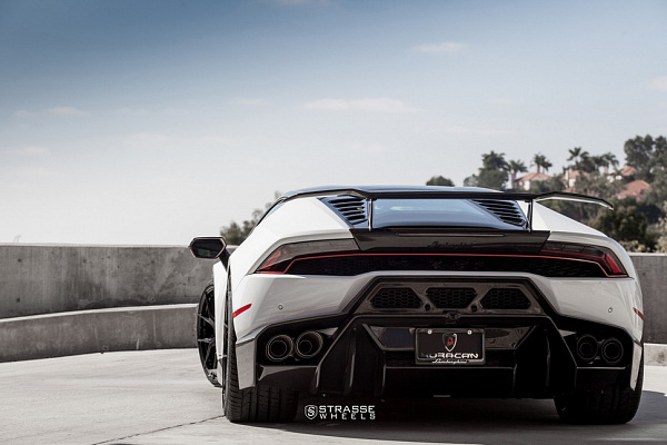 Фото дисков Strasse Wheels SM5R Deep Concave Monoblock Другой цвет на Lamborghini Huracan