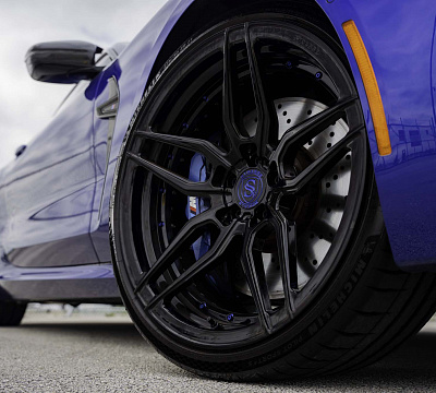 Фото дисков Strasse Wheels SV4 Deep Concave Duoblock на BMW 8/M8