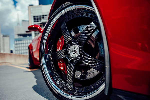 Фото дисков Strasse Wheels S5 Signature Другой цвет на Chevrolet Corvette C6