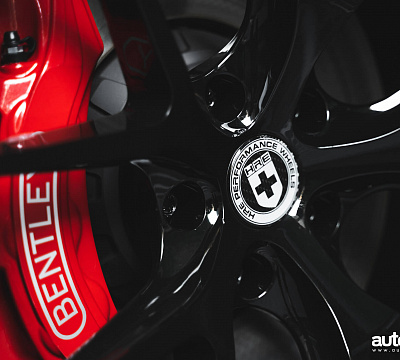 Фото дисков HRE P101 на Bentley Bentayga