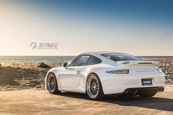 Фото дисков HRE 303 Глянцевый темный лак на Porsche 911 VII