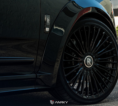 Фото дисков Anrky RF-230 на Rolls-Royce Cullinan