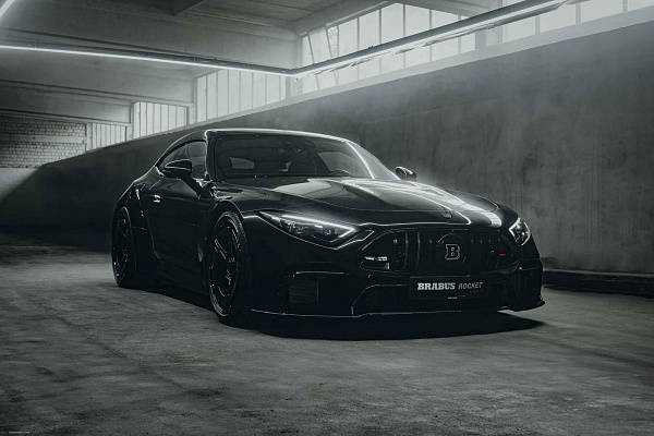 Фото дисков BRABUS Rocket 900 Черный глянец на Mercedes-Benz CLE