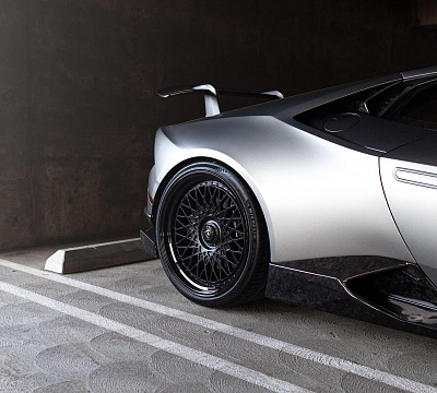 Фото дисков HRE 501 на Lamborghini Huracan