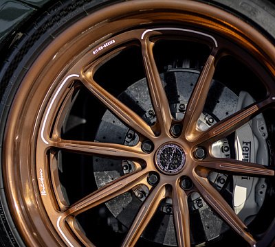Фото дисков Brixton Forged R11-RS на Ferrari 458