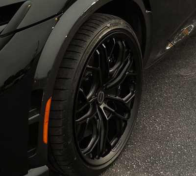 Фото дисков Brixton Forged PF14 R / RS на Ferrari Purosangue