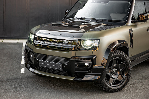 Фото дисков Kahn Mondial Retro Черный сатин на Land Rover Defender II