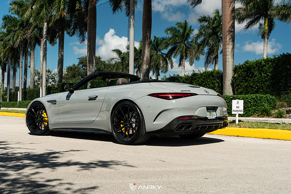 Mercedes-Benz SL63