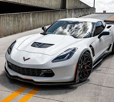 Фото дисков Vossen HF-2 на Chevrolet Corvette C7
