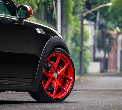 Фото дисков HRE R101 на MINI Cooper III
