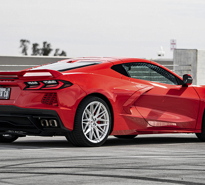 Фото дисков Vossen EVO-5 на Chevrolet Corvette C8