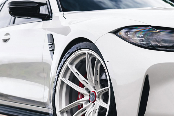 Фото дисков Brixton Forged FDE03 Белый глянец на BMW 3/M3 (G2x/G80)